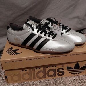 Adidas Men's Silver and Black Sneakers